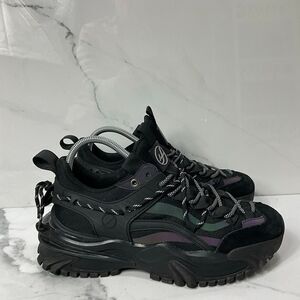 JAVI Dominance Sneakers